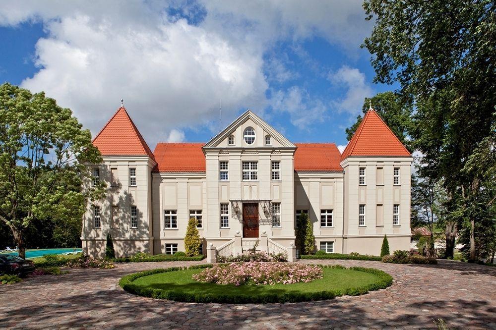 Zespol Palacowy Pacoltowo Na Wylacznosc Luaran gambar